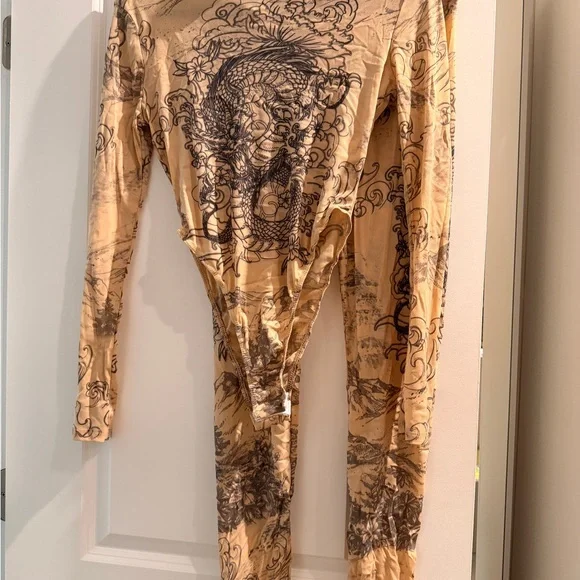 Fashion Nova Black and Cream Patterned Set - Picture 3 of 3